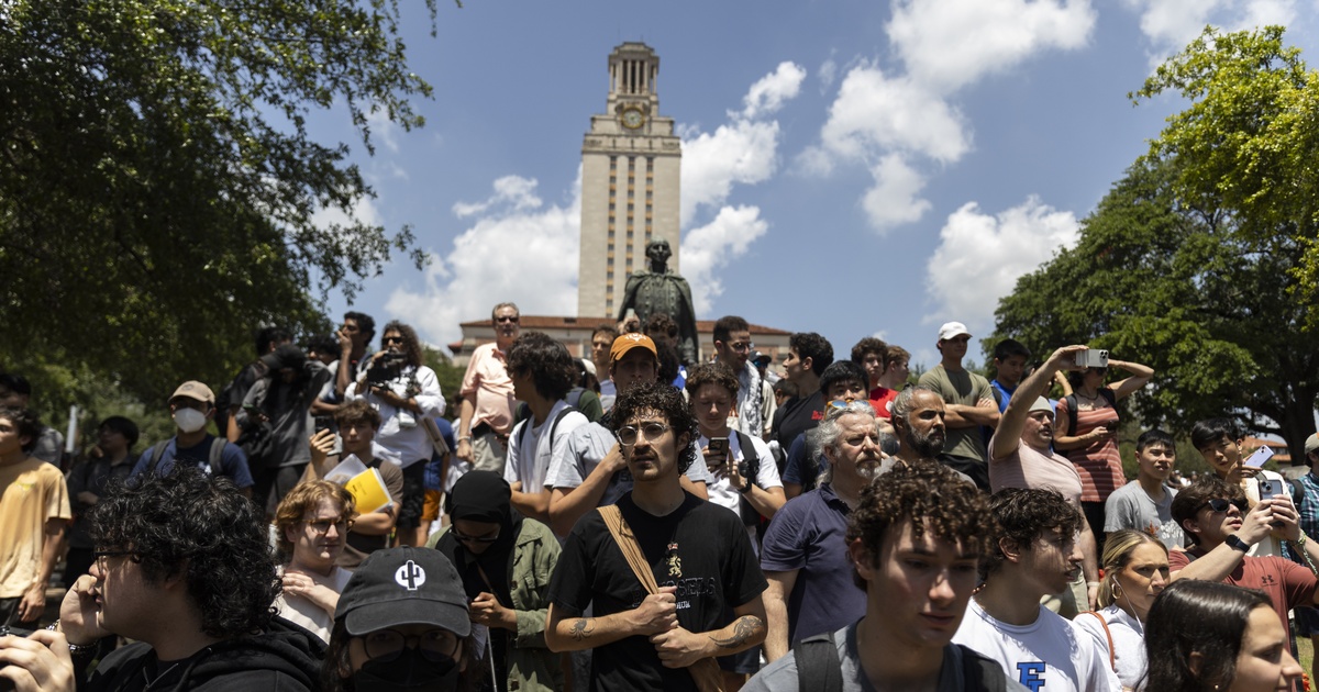 UT System prohibits its universities from making political or social …